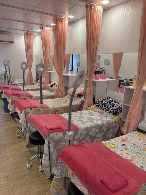 郁美容小港店