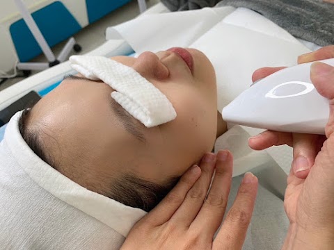 小熊洗臉吧